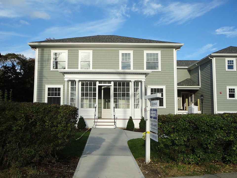 1st image of 137 Court St Unit 5