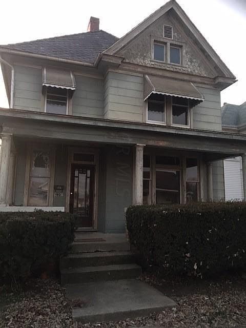 1st image of 220 N Sugar St