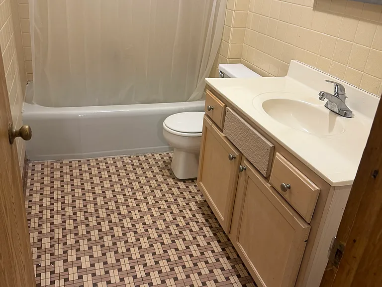 2914 Charles St #A — Photo 10