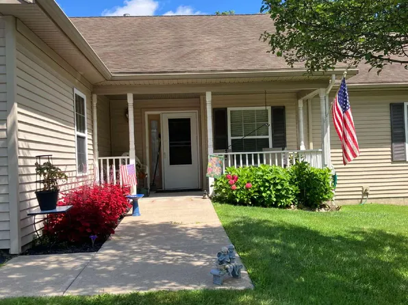 1027 Whitney Rd E APT 1, Fairport, NY 14450