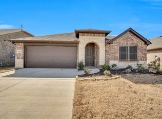 1076 Nighthawk Trl, Alvarado, TX 76009