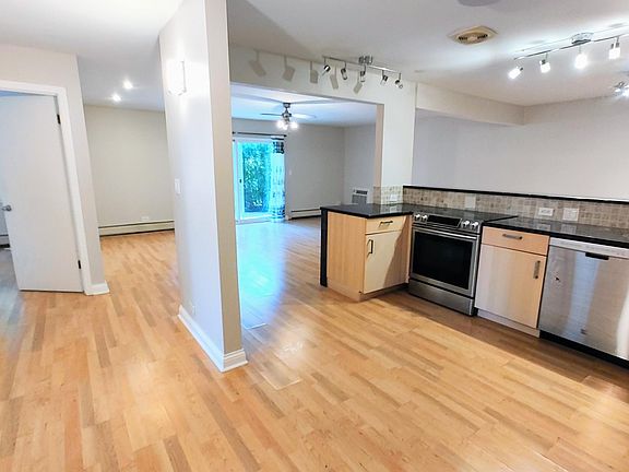 3rd image of 707 E Falcon Dr