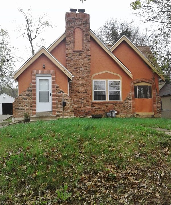 1st image of 7429 Flora Ave