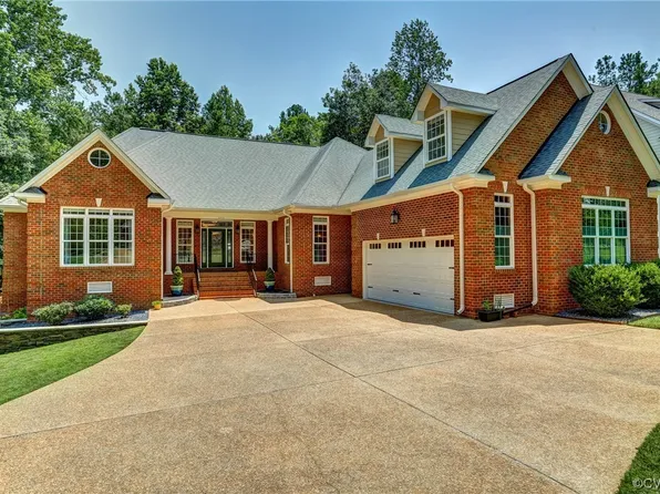 5711 Tyshire Pkwy, Providence Forge, VA 23140