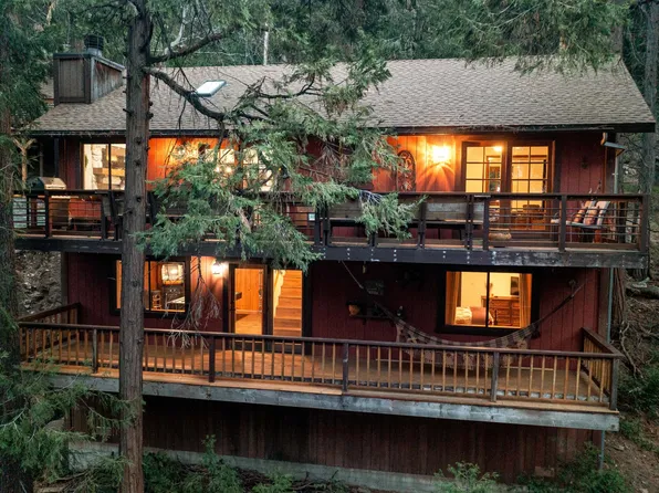 24166 Cresta Dr, Crestline, CA 92325
