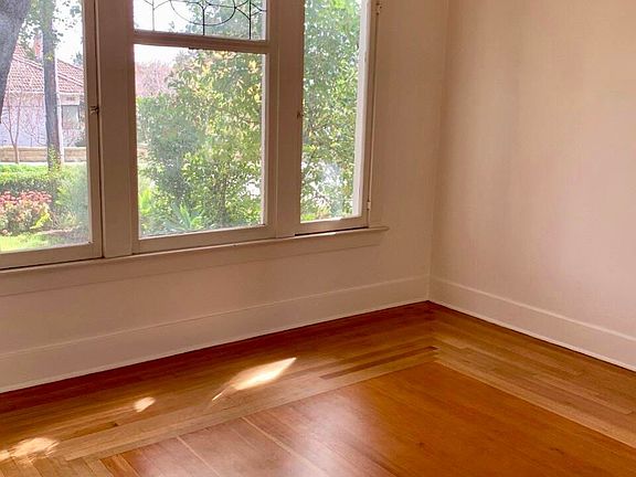 5th image of 221 E Valerio St