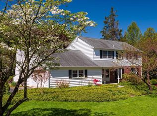 1035 Townsend Cir, Wayne, PA 19087