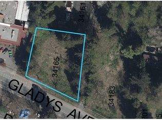 34165 Gladys Ave, Abbotsford, BC V2S 2E8