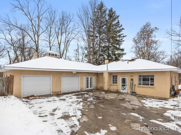14733 16th Ave, Marne, MI 49435