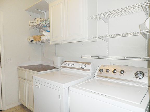 2nd image of 7 Monikie Cir