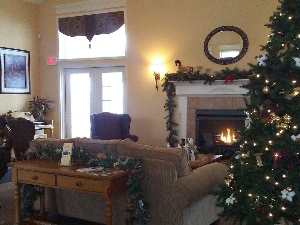 1st image of 501 Cooper Dr #2