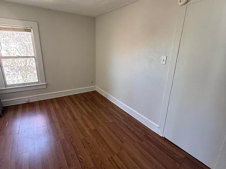 1042 Taylor Ave #2 — Photo 10