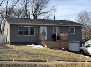 2101 Frontier Rd, Denison, IA 51442