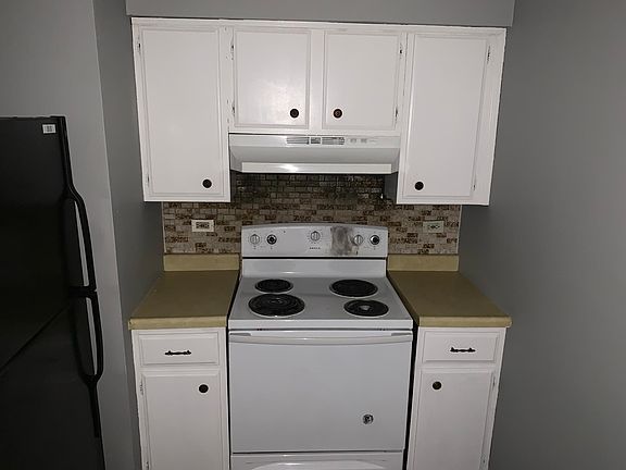 5th image of 10520 S Highland Ave Unit 2A