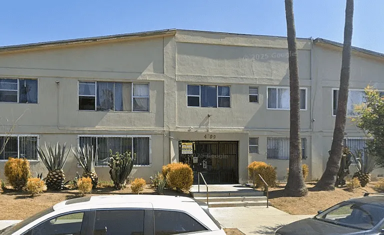 4709 August St. (Augolet, LLC) — Photo 2