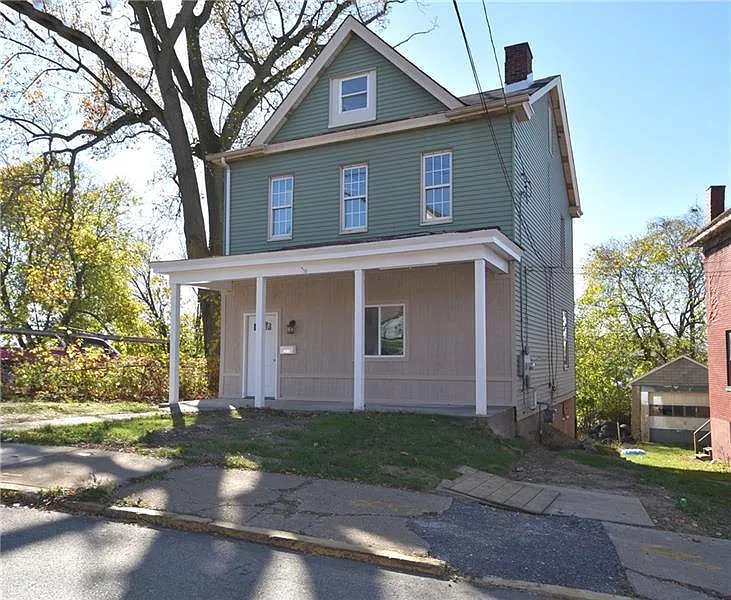 2618 Churchview Ave photo 1