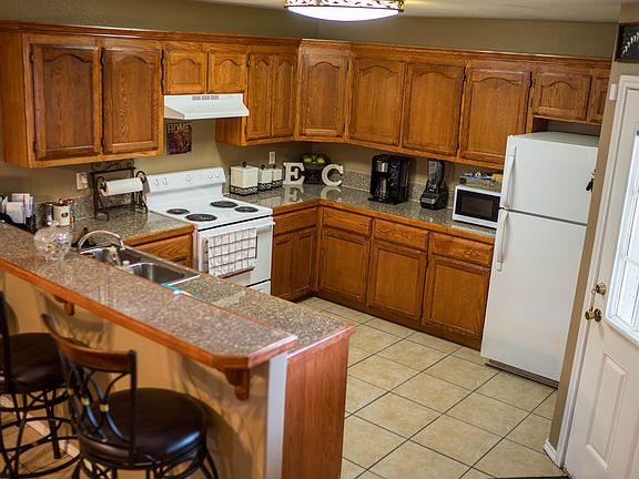 4th image of 2614 Ailani Cir