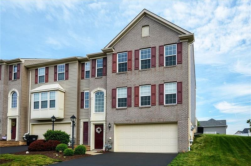 1st image of 161 Kensington Dr