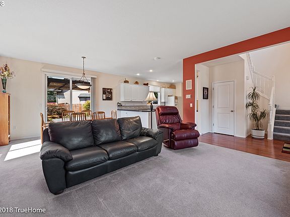 5th image of 5006 NE 56th St