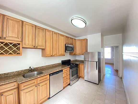 4th image of 1440-1450 Washington St #1440-02