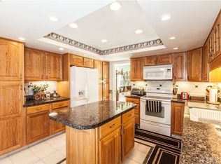 7206 Deep Harbor Dr, Huntington Beach, CA 92648