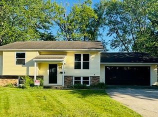 831 Heather Dr, Saint Marys, OH 45885