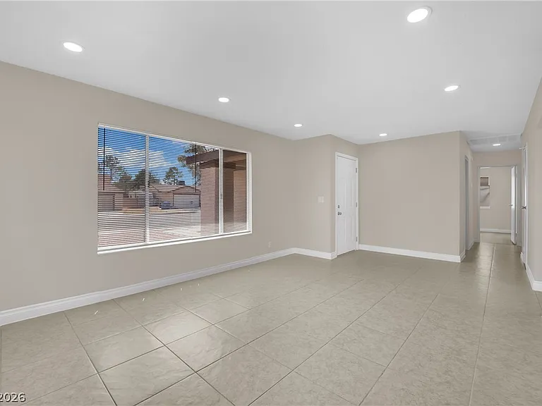 7156 Enterprise Dr — Photo 7