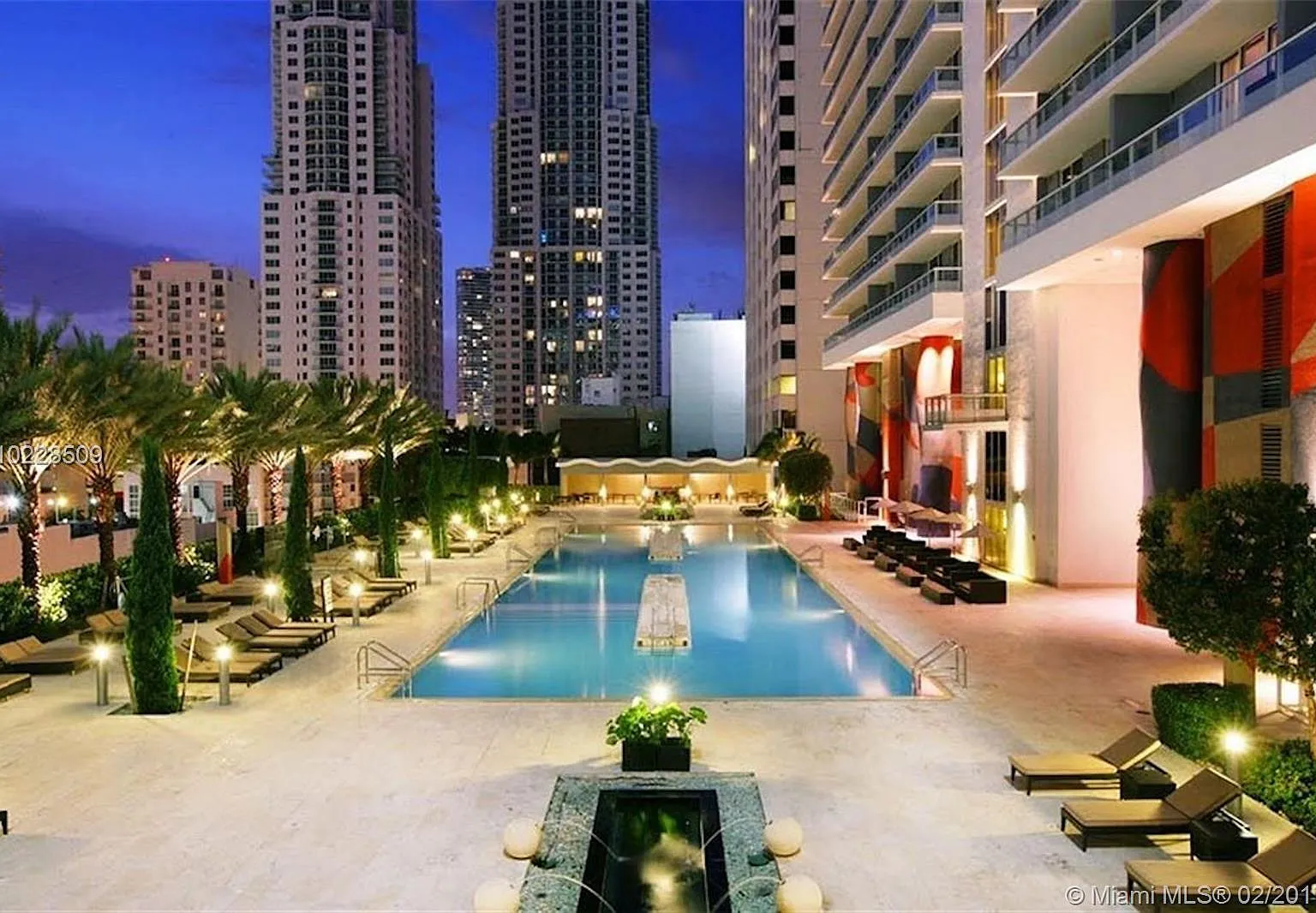 1 bed, 952 sqft, $5,000 — Photo 3