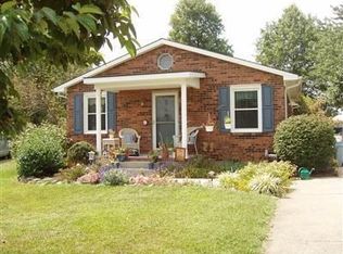 337 Princess Cir, Versailles, KY 40383