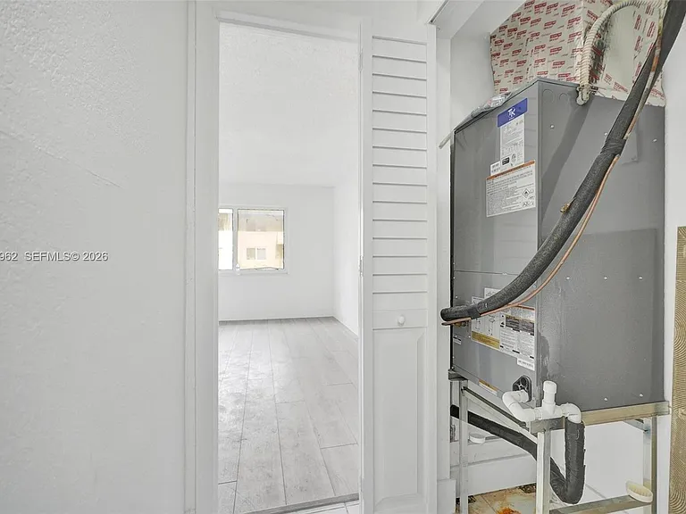 505 NW 177th St #112 — Photo 26