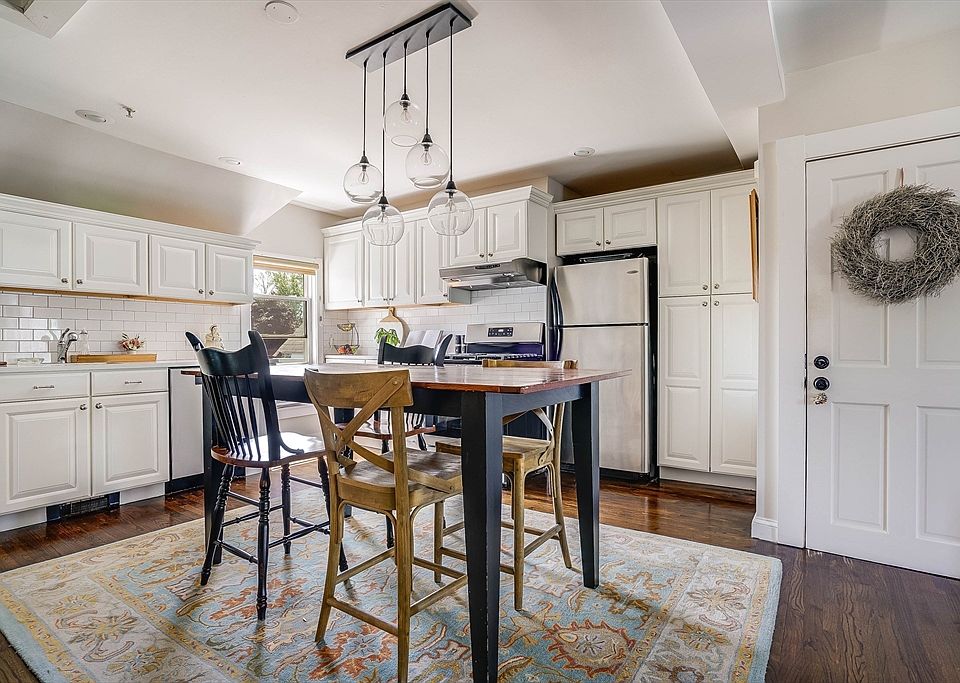 The Residence At 1212 1/2 Dearborn St. 12 1/2 Dearborn St Salem MA