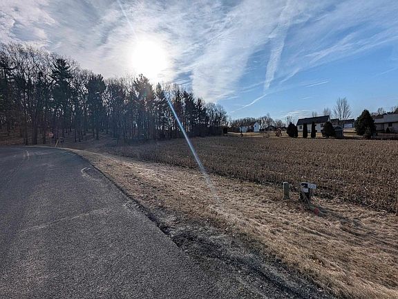 4th image of L22 Quail Meadow Lane #22