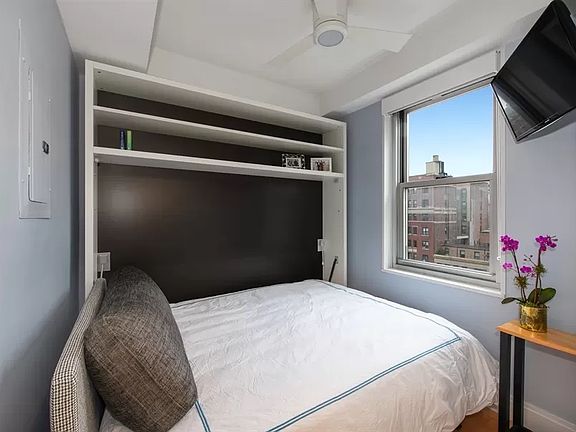 4th image of 80 Central Park W APT 15G