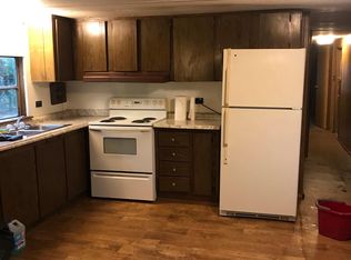 27 Edith Odesso Dr, Crawfordville, FL 32327