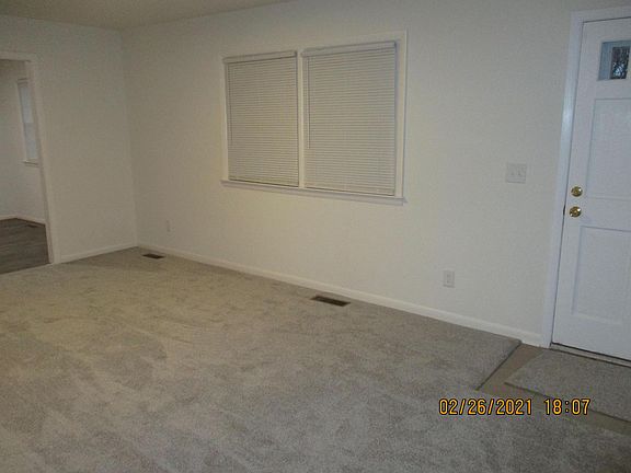 5th image of 3612 Lynhaven Dr