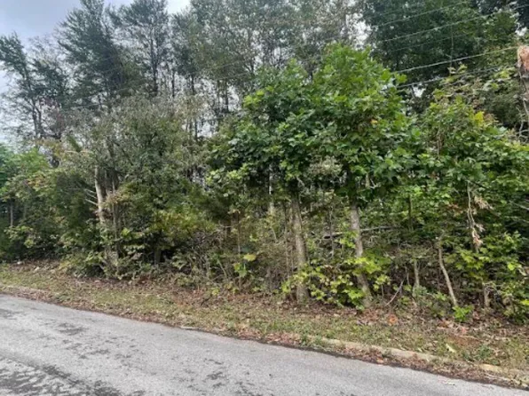 304 Hayter Dr SE, Morristown, TN 37813