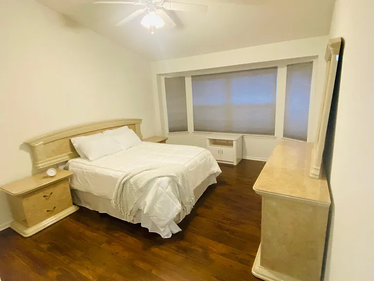 12250 Noonan Ct — Photo 10