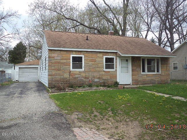 1st image of 2424 Stevens Ave