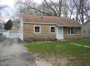 2424 Stevens Ave, Kalamazoo, MI 49008