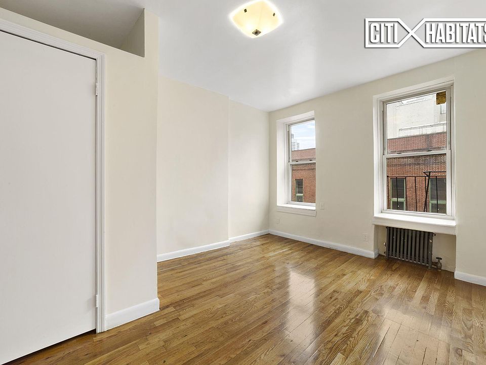 1st image of 448 W 55th St APT 1E