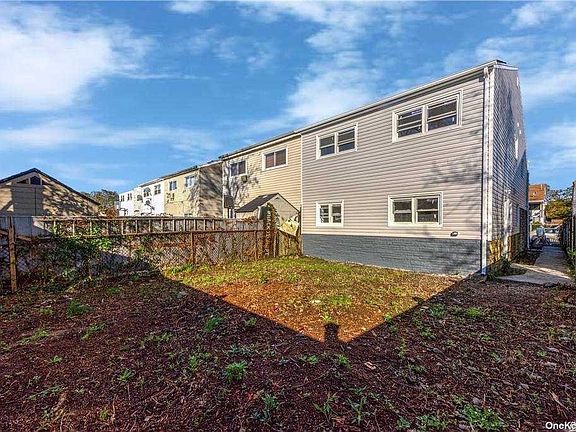 3rd image of 6949 De Costa Ave