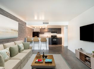 Broadway 121, Tempe, AZ 85282