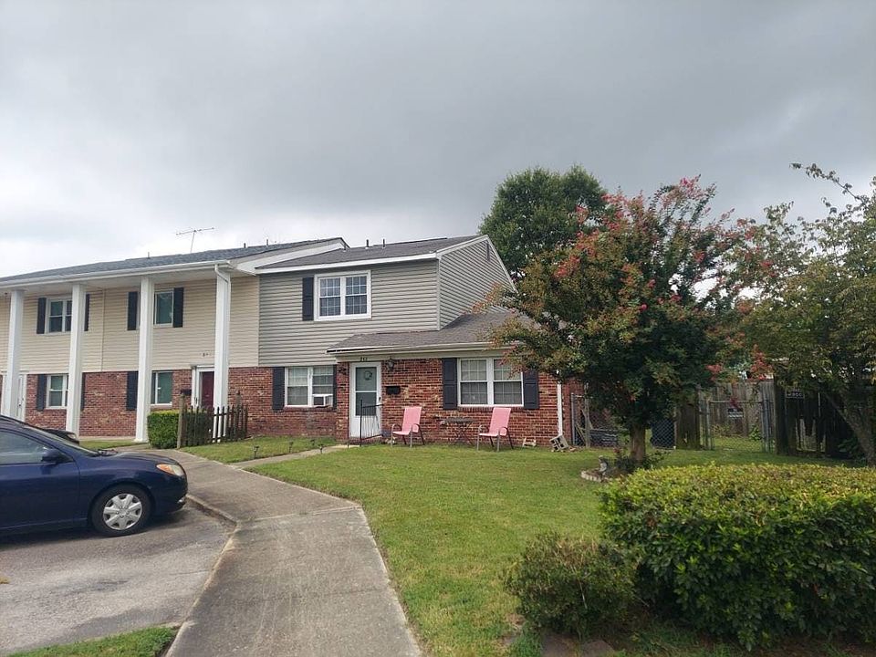 1st image of 843 N Grosvenor Ct
