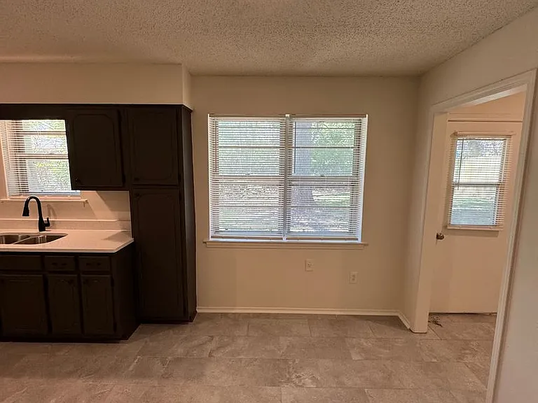 5937 Jackson Dr — Photo 9
