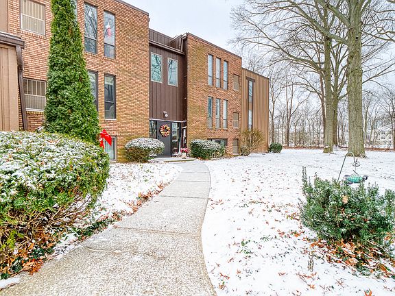 2nd image of 33803 Electric Blvd #10