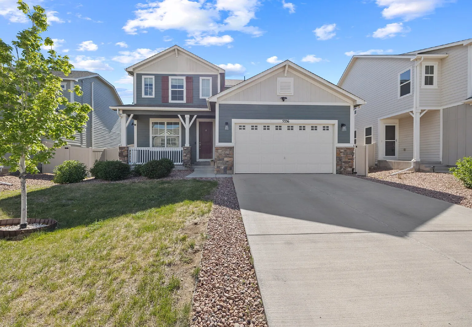 3 bed, 2.5 bath, 1966 sqft, $2,700 — Photo 1