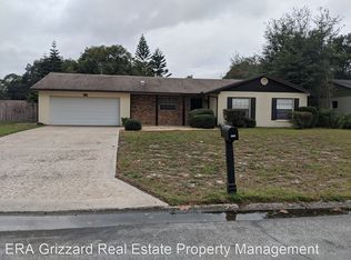 3420 Laurel Dr, Mount Dora, FL 32757