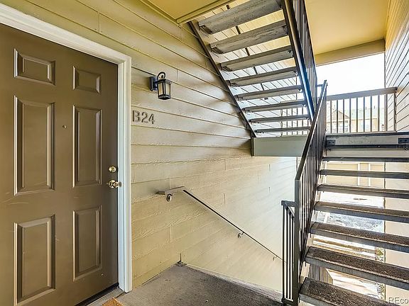 Front Door to unit.