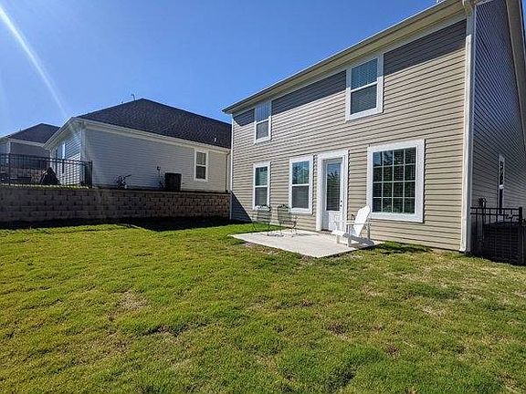 5th image of 414 Live Oak Dr