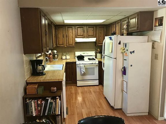 4th image of 2000 E 35th Ave